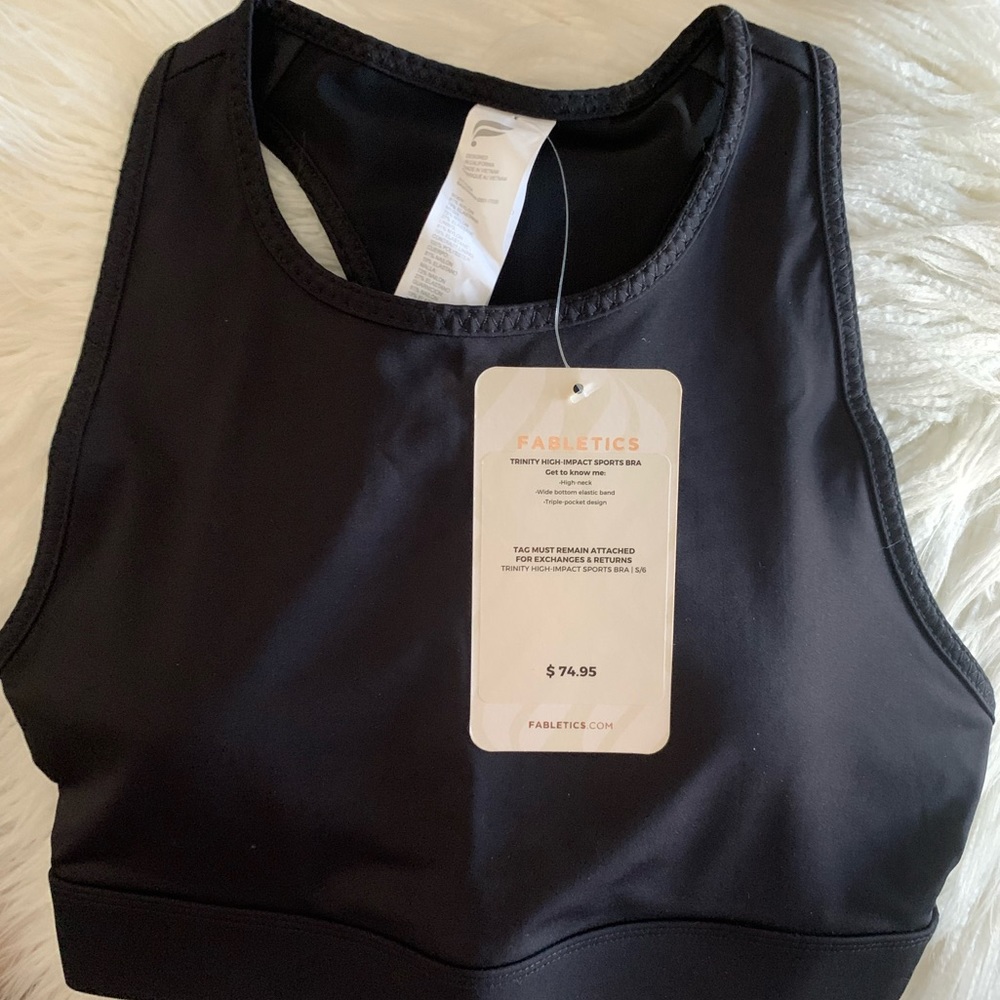 NWT Fabletics Black Sports Bra